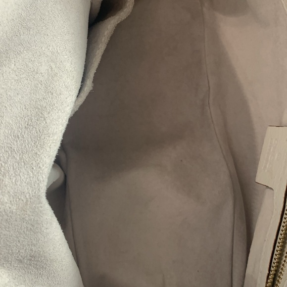 Gucci White Ostrich Leather Capri Bowler Handbag Signature Stripe Gold Hardware - Picture 12 of 16